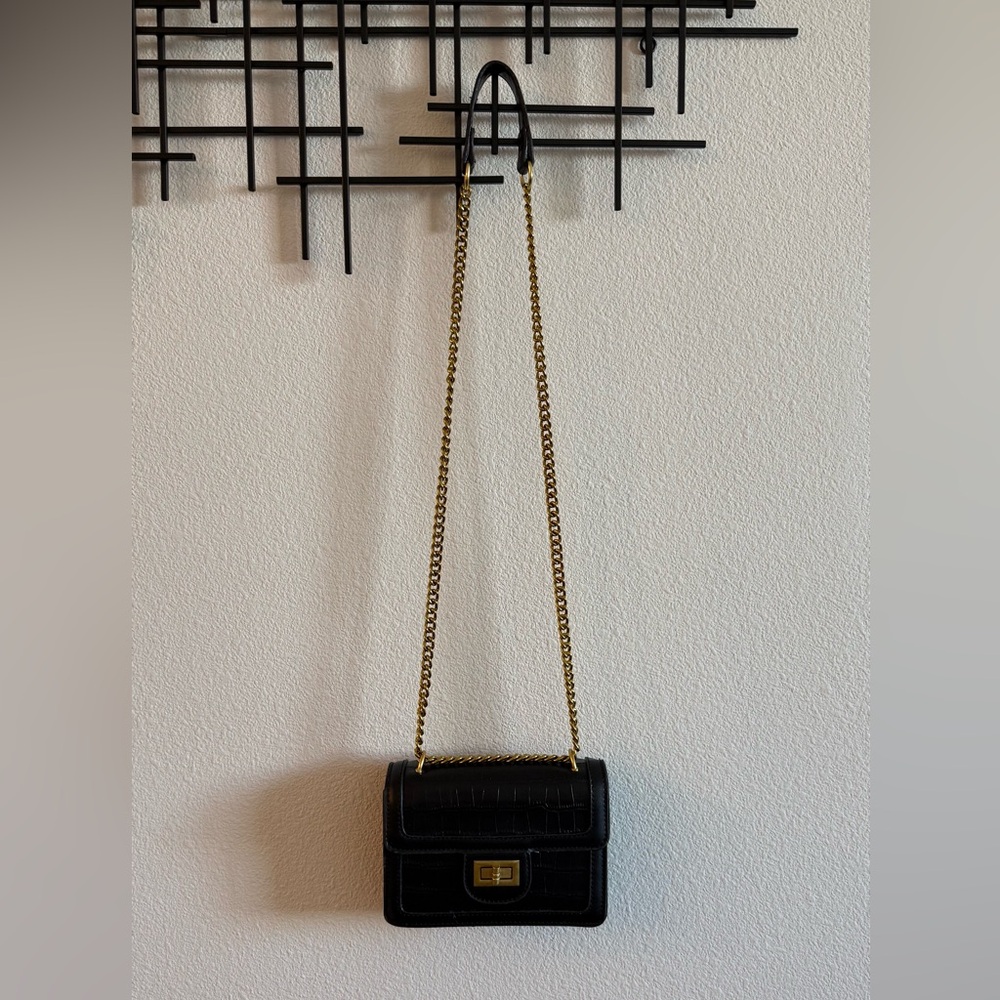 Black Croc-Embossed Chain Crossbody Bag | Gold Hardware | New Without Tags